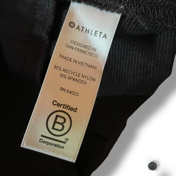 Athleta Womens Wander Pant Sz 0 Black Slim Straight Crop High Waist Athleisure - Picture 9 of 9